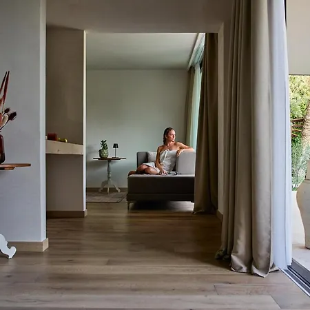 Relais Rossar Boutique Garda & Hills