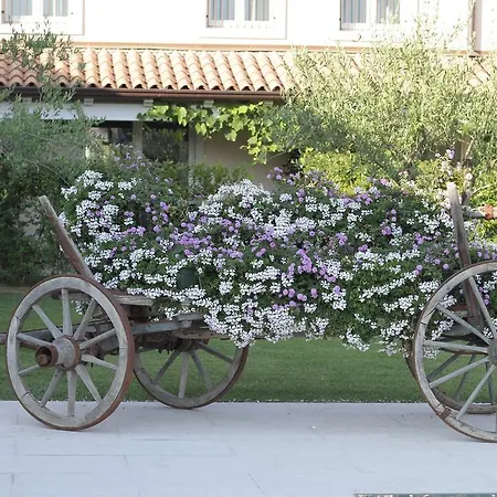 Relais Rossar Boutique Garda & Hills コステロマーノ