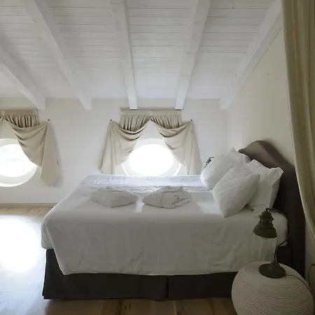 Relais Rossar Boutique Garda & Hills