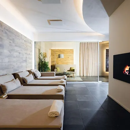 Relais Rossar Boutique Garda & Hills Hotel