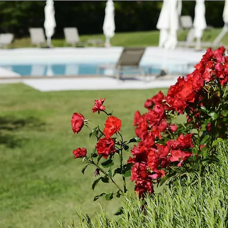 Relais Rossar Boutique Garda & Hills Hotel